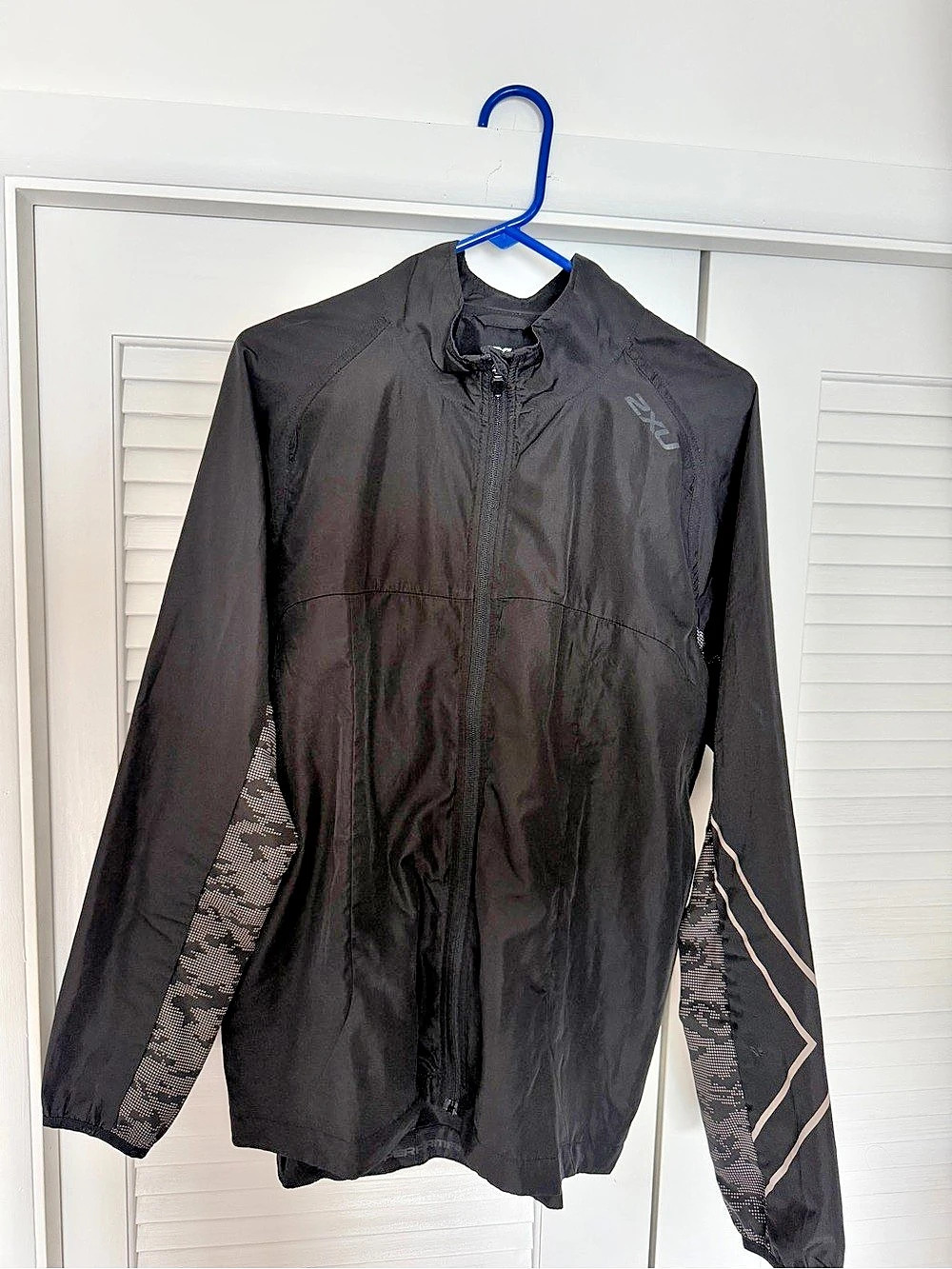 2XU Aero Jacket Men's Black Athletic Jacket Size Large